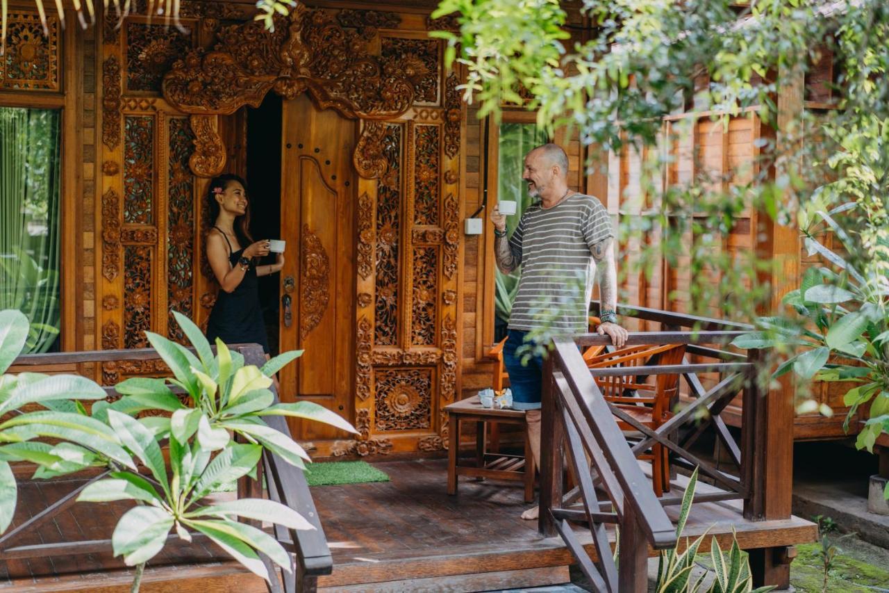 D And B Bungalow'S By Dewizz Management Lembongan Exterior foto